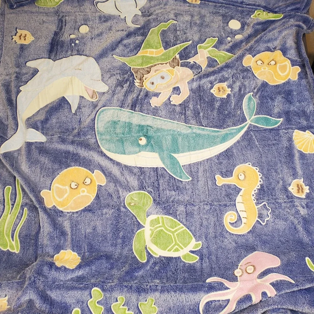 Blue Undersea GLOW IN THE DARK Ocean Themed Fleece Blanket 50x62